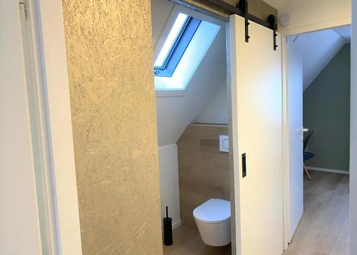 De Appelbloesem 6-persoons Met Overdekte Hottub, Barrelsauna, Lounge, Wifi Сasa de vacaciones Lievelde