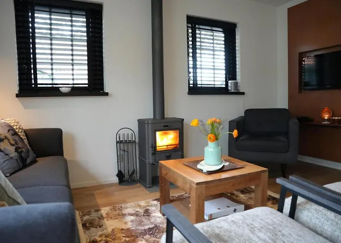 Prázdninový dům De Appelbloesem 6-persoons Met Overdekte Hottub, Barrelsauna, Lounge, Wifi Lievelde