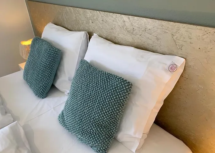 De Appelbloesem 6-persoons Met Overdekte Hottub, Barrelsauna, Lounge, Wifi Prázdninový dům